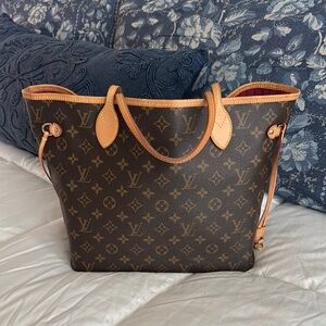 AUTHENTIC Louis Vuitton Neverfull MM